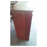 Upright Dresser 5 drawer, solid wood, great drawers.