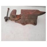 Old S & C MFG Co. Blacksmiths Bench Anvil And Vise.