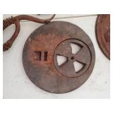 Collection Of Vintage Metal Décor