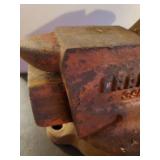 Vintage Red Craftsman 3.5" Vise