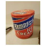 Collection Of Vintage Kitchen Items And Décor