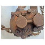 Old Yale 1.5 Ton Pul-Lift