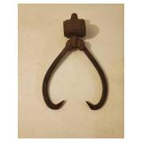 Old Leach Co. Two Person Log Grabber