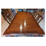 Gorgeous Henredon Dining Table Set