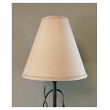Pretty Leaf Table Lamp