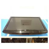 LG 42LG50DC LCD TV // 42" Screen with 1920 x 1080 resolution // includes power cable