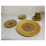 Dishes  8 place setting