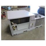 CARRIER ROOFTOP A/C UNIT