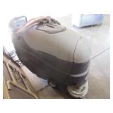 ADVANCE CONVERTAMATIC AXP FLOOR SCRUBBER WITH SQUEEGEE