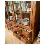 Vintage Thomasville Hutch (contents not included)