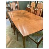 Vintage Gorgeous Thomasville Dining Table with 6 Chairs