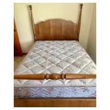 Vintage 4 Post Walnut Bed Full/Queen Bed