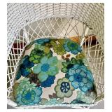 Charming Vintage White Wicker Patio Set