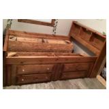 Full bed w/drawers underneath