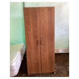 Wardrobe cabinet