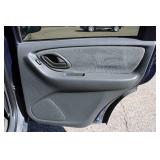 2003 Mazda Tribute LX - 4X4