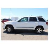 2007 Jeep Grand Cherokee Laredo - 4X4