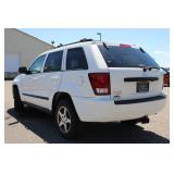 2007 Jeep Grand Cherokee Laredo - 4X4