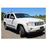 2007 Jeep Grand Cherokee Laredo - 4X4