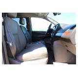 2012 Chrysler Town & Country Touring L - 2 OWNERS