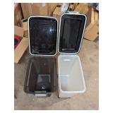 2 Iris Pet Food Containers