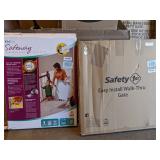 KidCo Hardware Mount Baby/Pet Gate & Safety 1st Easy Install Walk-Thru Gate