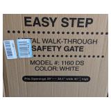 Summer Metal Banister & Stair Safety Gate & Regalo Easy Step Baby/Pet Gate