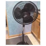 BLACK+DECKER BFSD116B 16" Oscillating Dual-Blade Stand Fan with Remote, Adjustable Height, Black