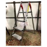 Brand New HAILO Extra Heavy Duty Platform Step Ladder