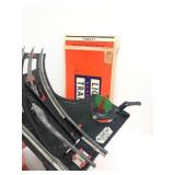 Excellent Lot of Vintage LIONEL "O" Gauge Train Cars & Accessories