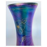 Fenton Connoisseur Collection 2009 Lady Elegance Vase