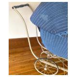 Vintage Lloyd Carriage