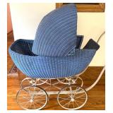 Vintage Lloyd Carriage