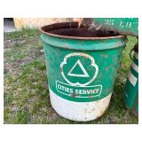 3 Cities Service Cans