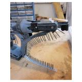 SENCO 18V Cordless Screw Gun Kit - Includes: Screw Gun, (2) Batteries, Charger, Bag, Bucket of Screws and More - Tested and Works!