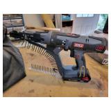 SENCO 18V Cordless Screw Gun Kit - Includes: Screw Gun, (2) Batteries, Charger, Bag, Bucket of Screws and More - Tested and Works!