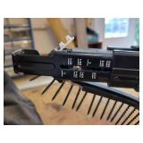 SENCO 18V Cordless Screw Gun Kit - Includes: Screw Gun, (2) Batteries, Charger, Bag, Bucket of Screws and More - Tested and Works!