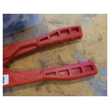 SIOUX CHIEF 1/2" & 3/3" PEX Crimping Tool and Assorted Fittings