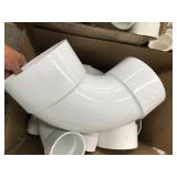 ASSORTED WHITE PVC PLUMBING PARTS