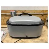 BELLA 18 Quart Roaster Oven