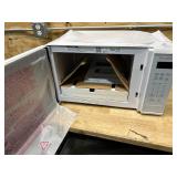 PANASONIC 1.3 CU. FT. Microwave