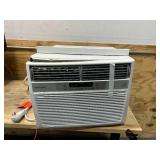 FRIGIDAIRE FFRE1233S1 Air Conditioner