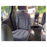2006 Handicap Accessible Chrysler Town & Country Extended Cab 4-Door Mini Van with Wheel Chair Lift