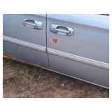 2006 Handicap Accessible Chrysler Town & Country Extended Cab 4-Door Mini Van with Wheel Chair Lift