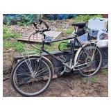 Schwinn 22" Street Bike 22" Black Frame