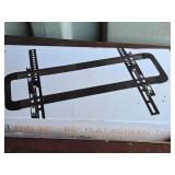 Universal Tilting TV Wall Mount (in box)