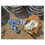 Lot of (1 Box) Krager Star Wire Assorted Wheel Caps and Lugs