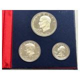 U.S. Mint 3-Coin Bicentennial Silver Proof Set With Display