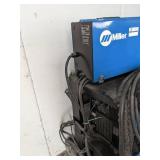 Miller XR-AlumaFeed Wire Feeder with Miller AlumaPower 350 MPa Aux Power