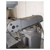 Enco Model 100-1588 Vertical Knee Milling Machine